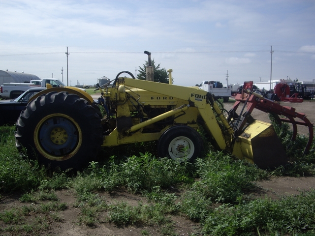 4400 Ford industrial tractor - Nex-Tech Classifieds