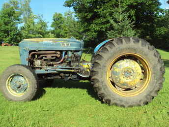 Used Farm Tractors for Sale: Ford Industrial Tractor (2010-07-26 ...