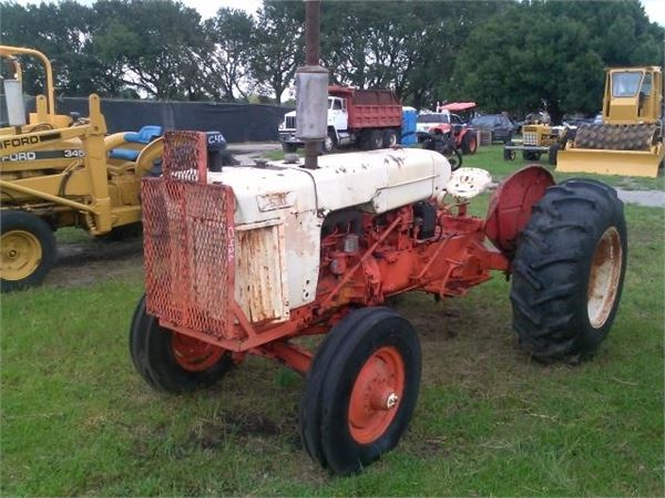Case 530 - Tractors - ID: 29F6C626 - Mascus UK