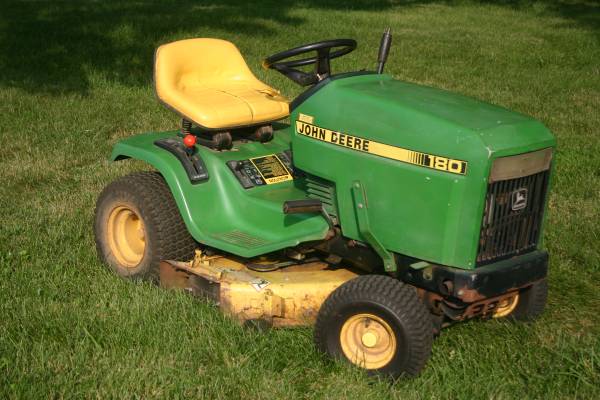John Deere lawn tractor - $600 (Cockeysville, MD) | Garden Items For ...