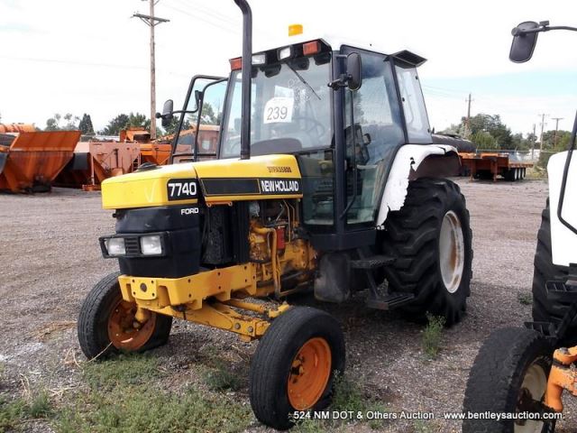 Lot # : 239 - NEW HOLLAND/FORD 7740 INDUSTRIAL TRACTOR, 2,681