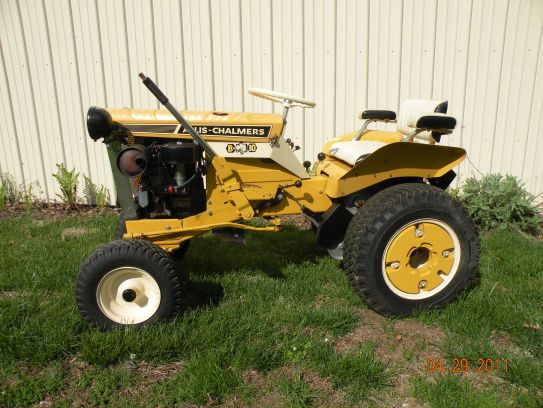 My Great Uncles 1967 Allis Chalmers B-10 - Some of my Toys and ...