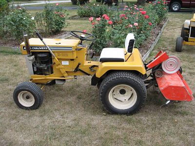 ... Tractors (Simplicity and Allis Chalmers Garden Tractors) - B 212