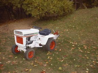 Bolens Husky 1053 Antique Tractor