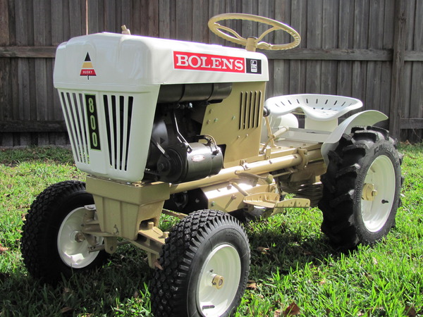 1963 Bolens 800 Tube Frame Garden Tractor