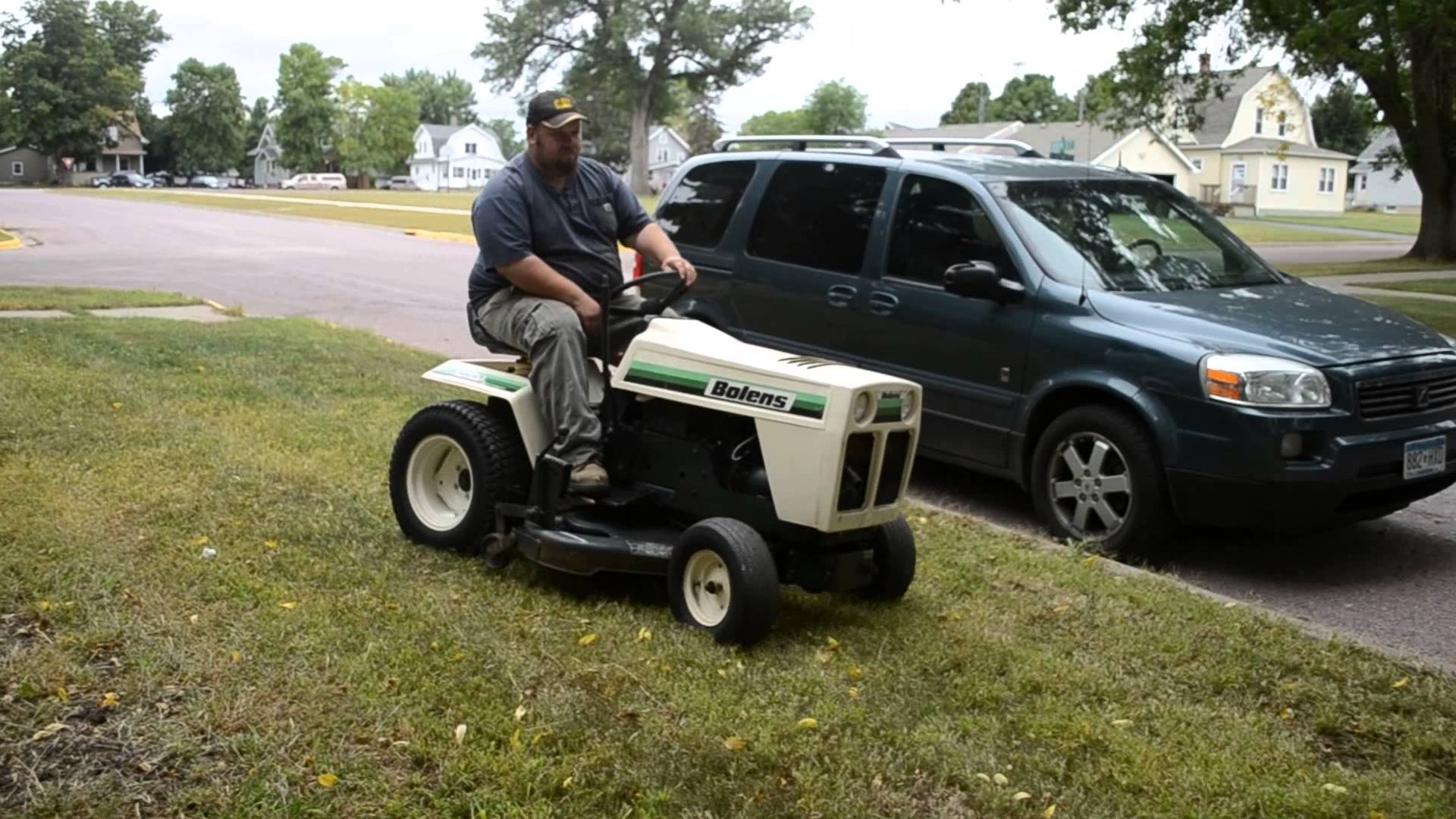 Bolens 1400 Eliminator Lawn Tractor w/ Mower Deck and Snowblower ...