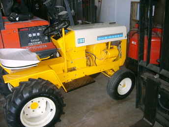 Used Farm Tractors for Sale: Cub Cadet 102 (2009-01-12) - TractorShed ...