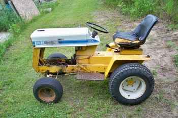 Used Farm Tractors for Sale: Cub Cadet 104 (2010-06-12) - TractorShed ...