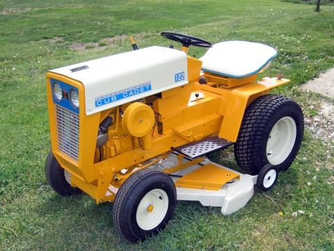 My restered model Cub Cadet 122 done by Chapter Member Mike Lamar of ...