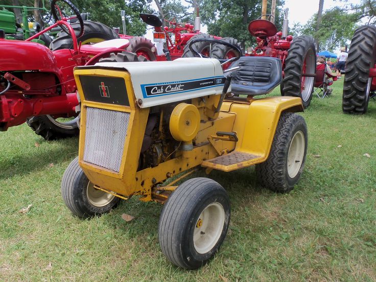 Cub Cadet 127 lawn & garden tractor | IH-Farmall | Pinterest | Gardens ...