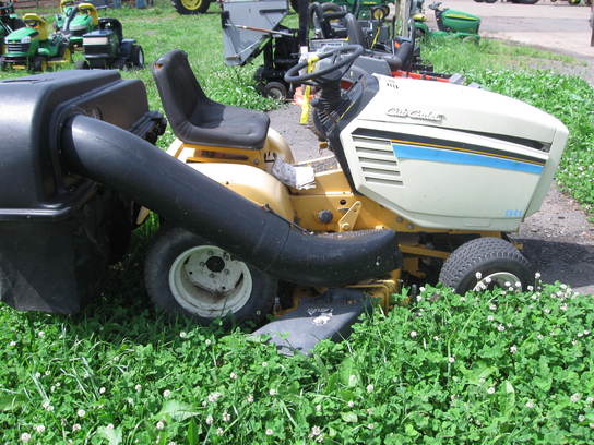 Cub Cadet 1541 WITH BAGGER Lawn & Garden and Commercial Mowing - John ...