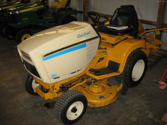 1994 Cub Cadet 1641 Lawn & Garden and Commercial Mowing - John Deere ...