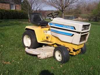 Used Farm Tractors for Sale: Cub Cadet 1650 (2006-04-02) - TractorShed ...