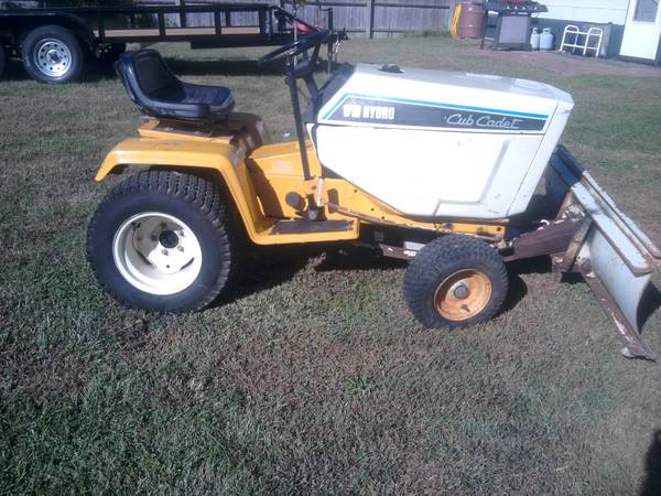 1710 cub cadet w/ deck and 54 blade - $725 (Monmouth IL) | Garden ...