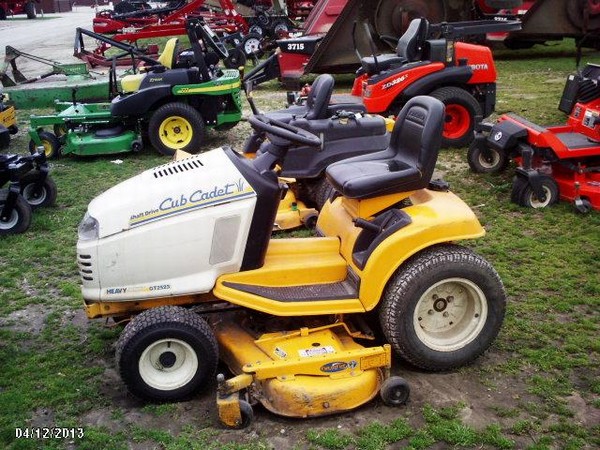 Cub Cadet GT2523 - the United States