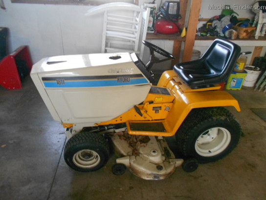 1987 Cub Cadet 1811 Lawn & Garden and Commercial Mowing - John Deere ...