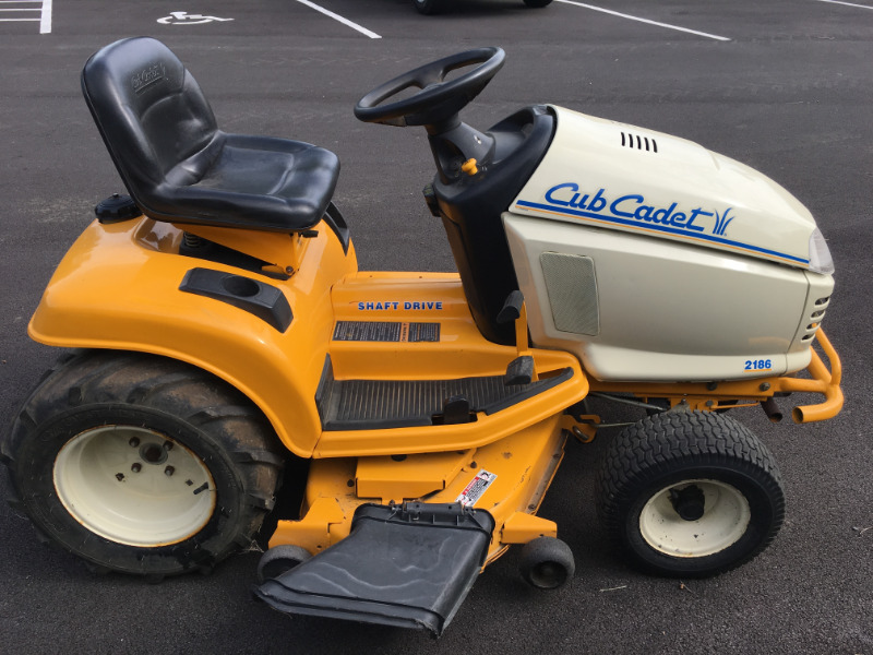 Photos of 2001 Cub Cadet 2186 Riding Mower For Sale » West Hills ...