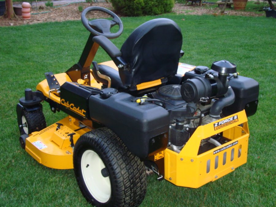 Cub Cadet ZS 48in Commercial Mower Picture