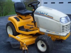 Cub Cadet GT2521 Lawn and Garden Tractor Riding Mower