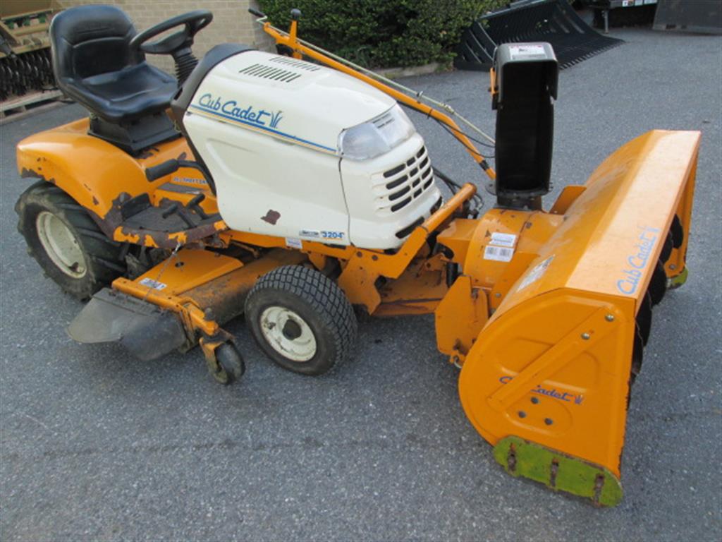 2002 garden tractor with 48 mower deck and snowblower has 878 hours ...