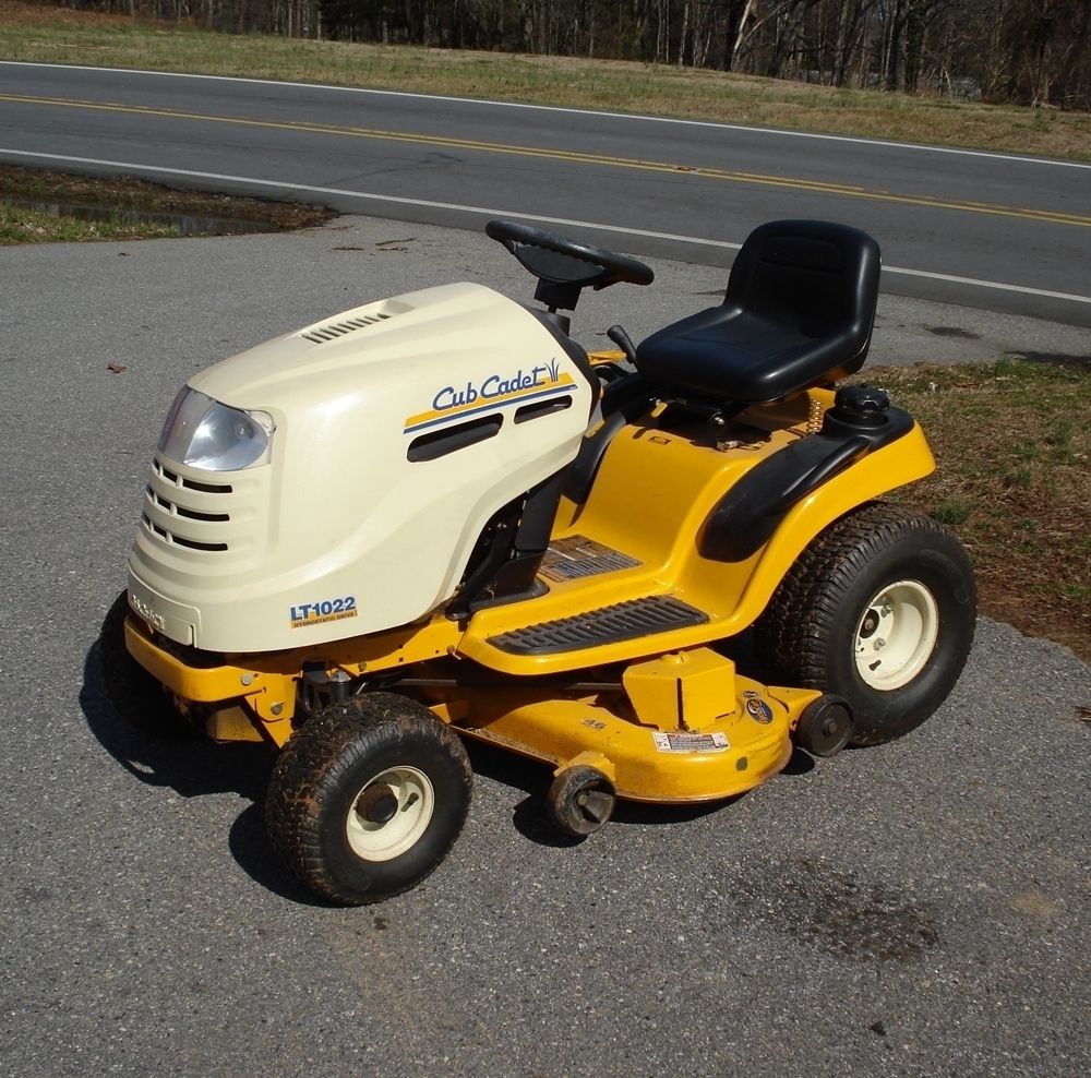 Cub Cadet LT1022 Riding Mower Lawn Tractor 22hp 46 deck 150hrs on ...