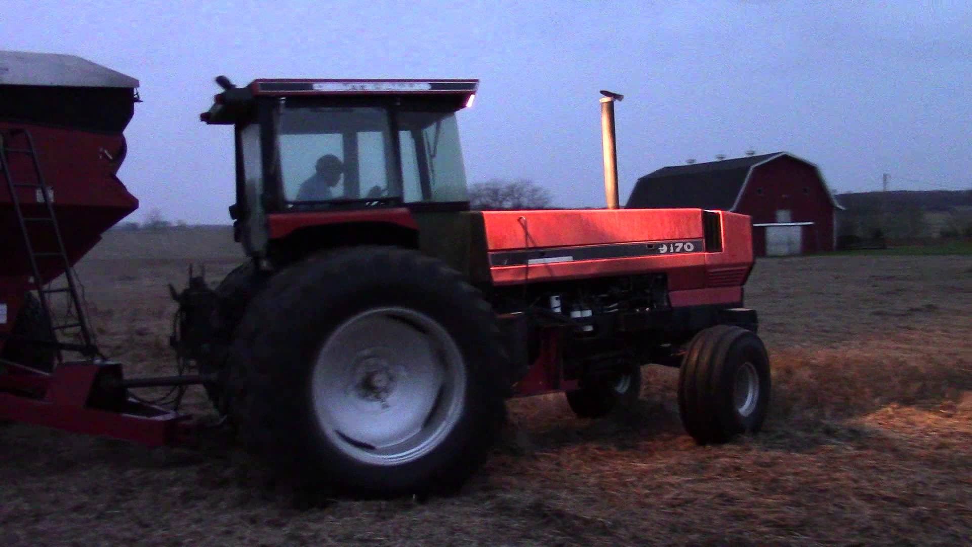 Deutz-Allis 9170 Tractor - YouTube