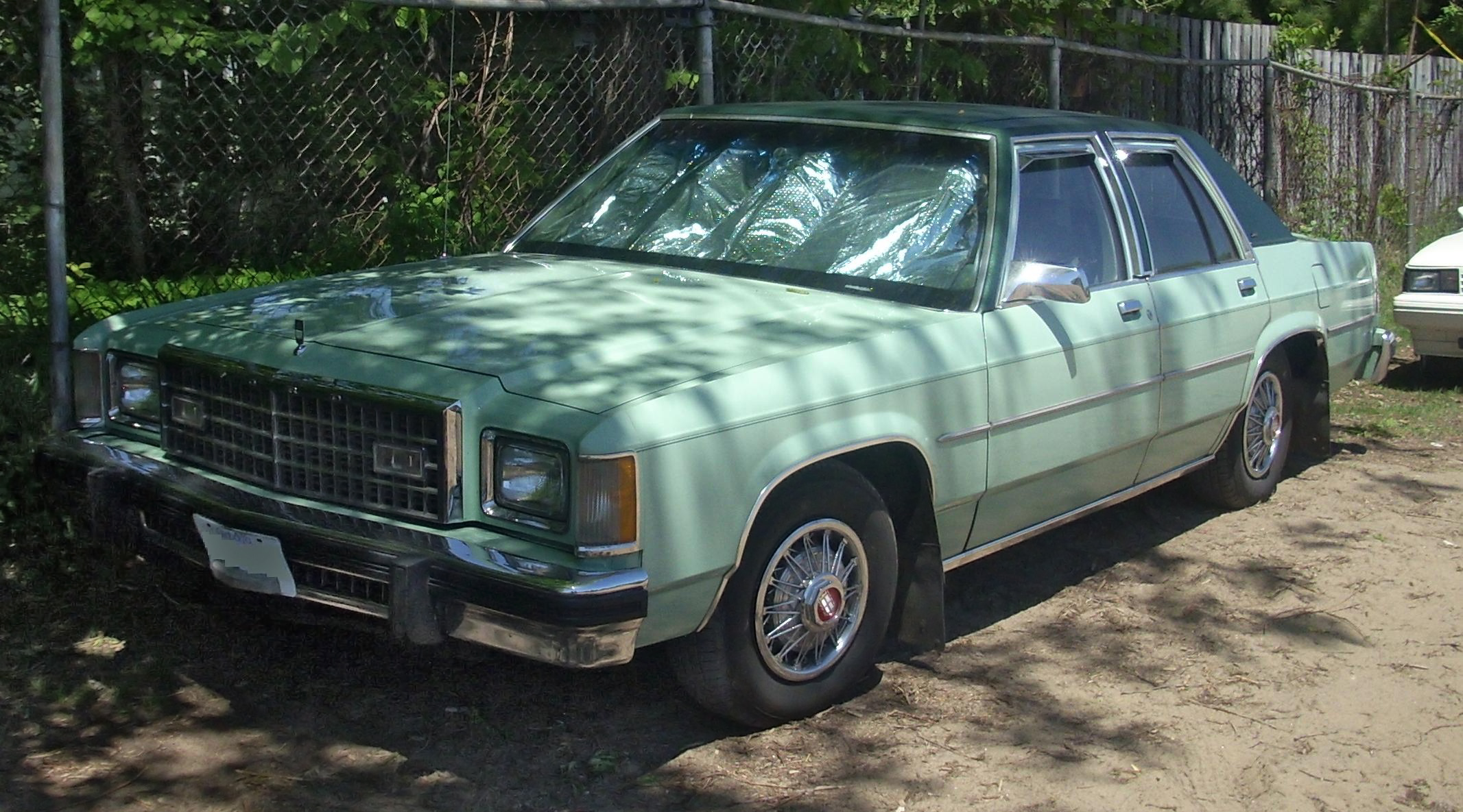 Ford LTD Sedan (1979)