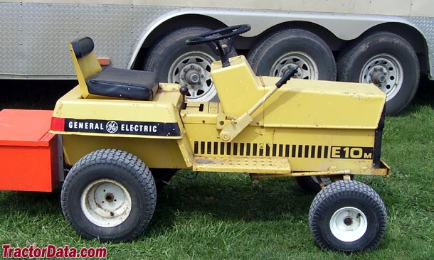 TractorData.com General Electric E10M Elec-Trak tractor photos ...
