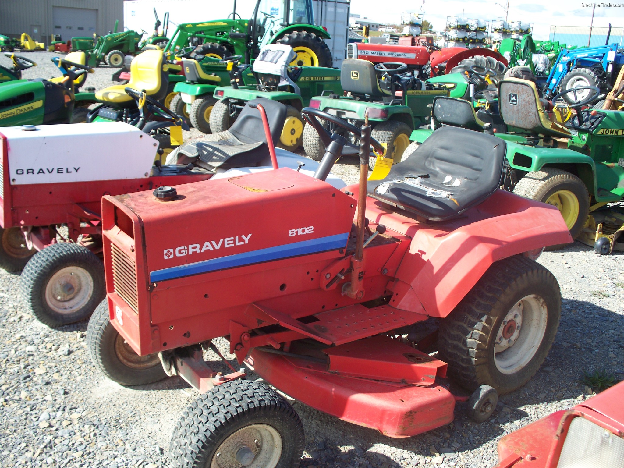 mowing gravely 8102 hours power transmission gear status on lot