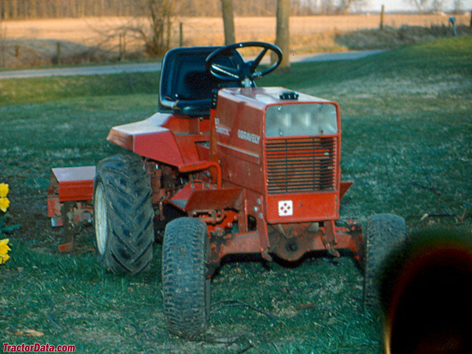 Gravely 8171 Commercial, front view. Photo courtesy of JH
