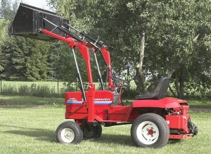 Gravely 8199-KT PRO garden tractor loader_5 Description: nice work on ...