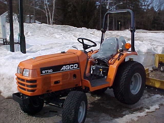 AGCO ST30 - Tractor & Construction Plant Wiki - The classic vehicle ...