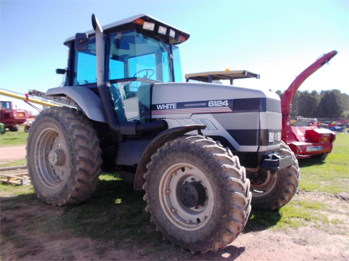 TractorHouse.com | 1994 AGCO WHITE 6124 For Sale