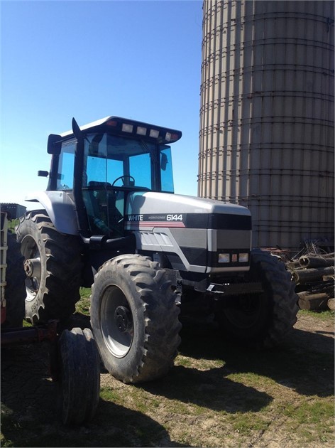 2001 AGCO WHITE 6144 Tractors - 100 HP to 174 HP For Auction At ...