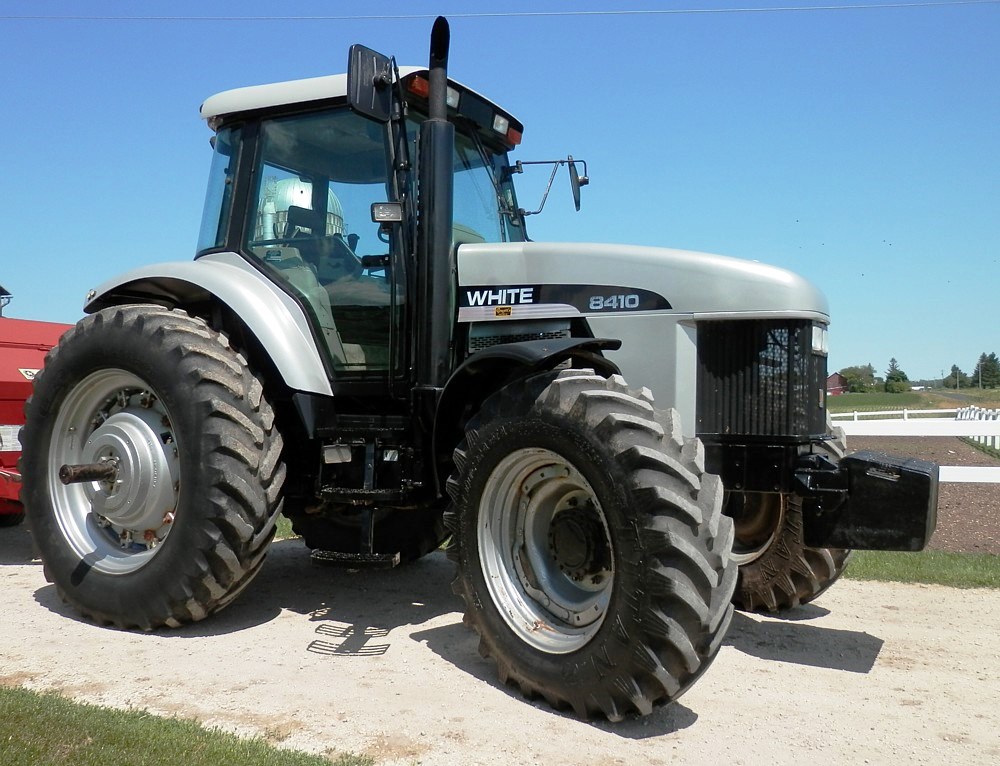Agco White 8410 MFWD tractor