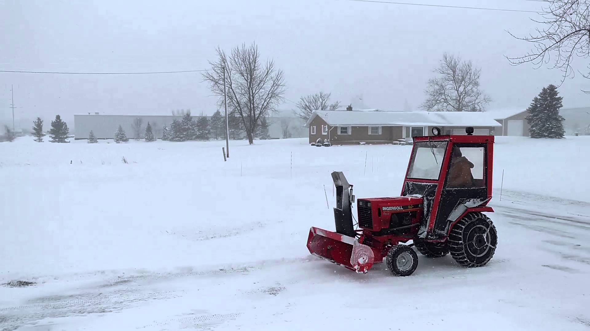 Ingersoll 4118D Blowing Snow Hydraulic Snow Blower - YouTube