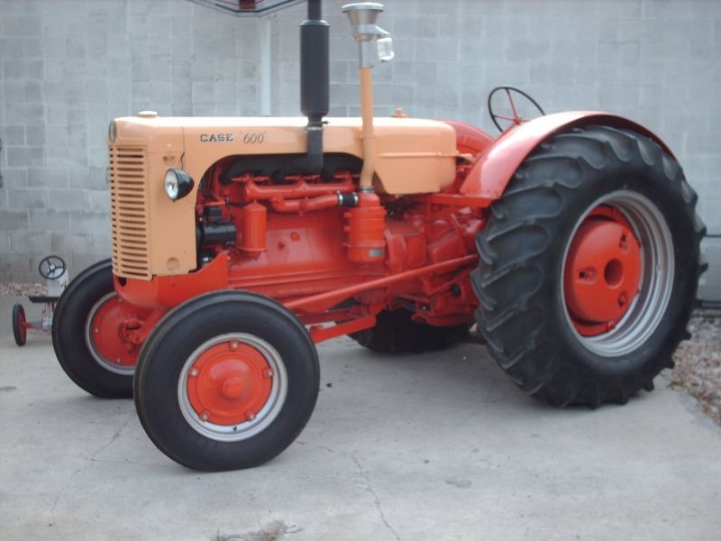 Ford 600 Series Tractor http://foplodge35.com/css/1956-Ford-Tractor ...