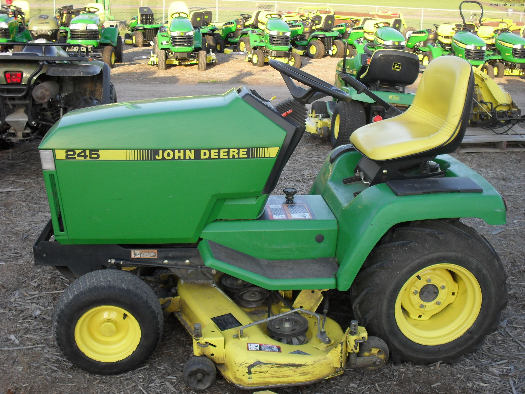 1993 John Deere 245 Lawn & Garden and Commercial Mowing - John Deere ...