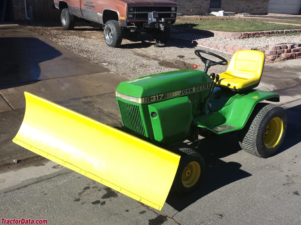 John Deere 317 with blade, front-left view. Photo courtesy of Danny ...