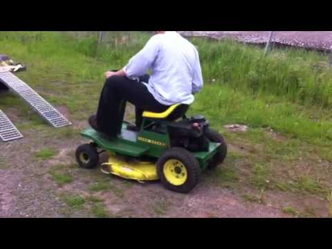 John Deere 65 riding lawn mower running - www.bidsuperior.c - YouTube