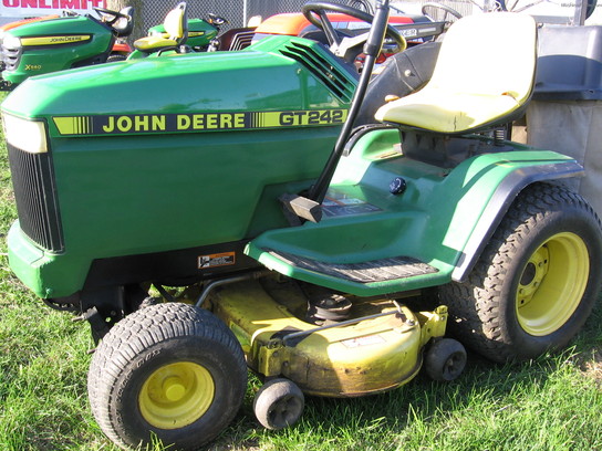 1993 John Deere GT242 Lawn & Garden and Commercial Mowing - John Deere ...