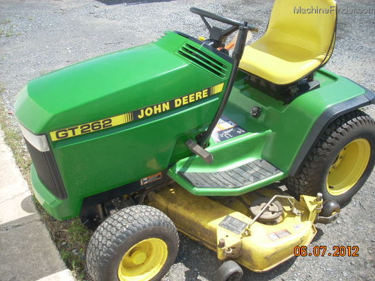 1993 John Deere GT262 Lawn & Garden and Commercial Mowing - John Deere ...