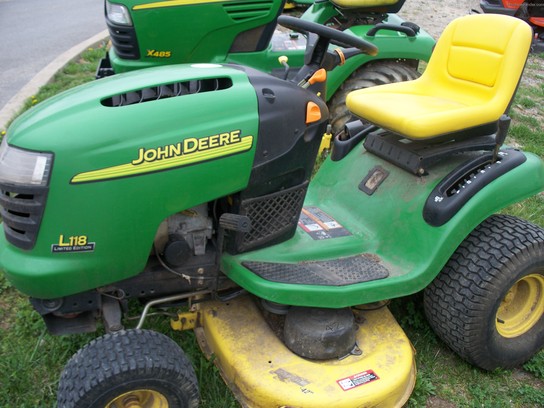 John Deere L118 Lawn & Garden and Commercial Mowing - John Deere ...