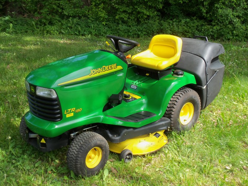 John Deere Ltr180 Lawn Tractor | John Deere Lawn Tractors: John Deere ...