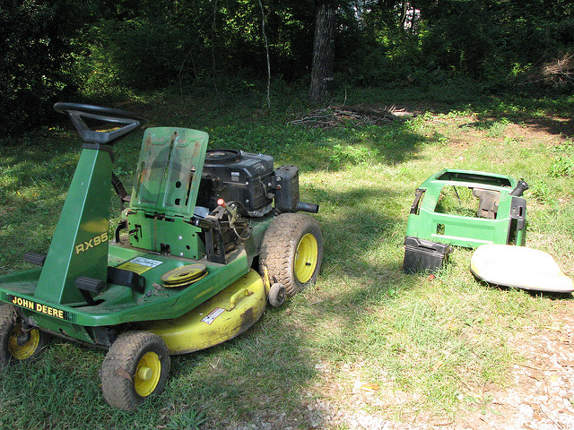 John Deere RX95 in pieces | Flickr - Photo Sharing!