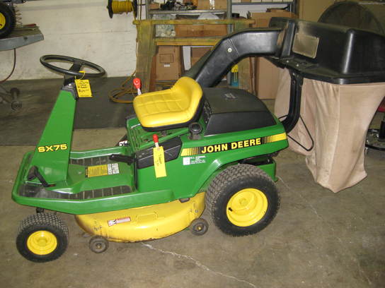 John Deere SX75 Lawn & Garden and Commercial Mowing - John Deere ...