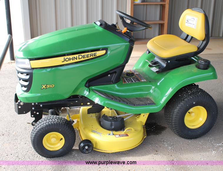 John Deere x310 lawn mower | no-reserve auction on Wednesday, December ...
