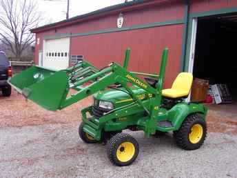 Used Farm Tractors for Sale: 2003 John Deere X575 Lawn TRC. (2004-03 ...