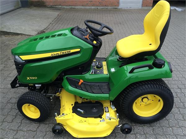 Used John Deere X590 compact tractors Year: 2016 Price: $8,155 for ...