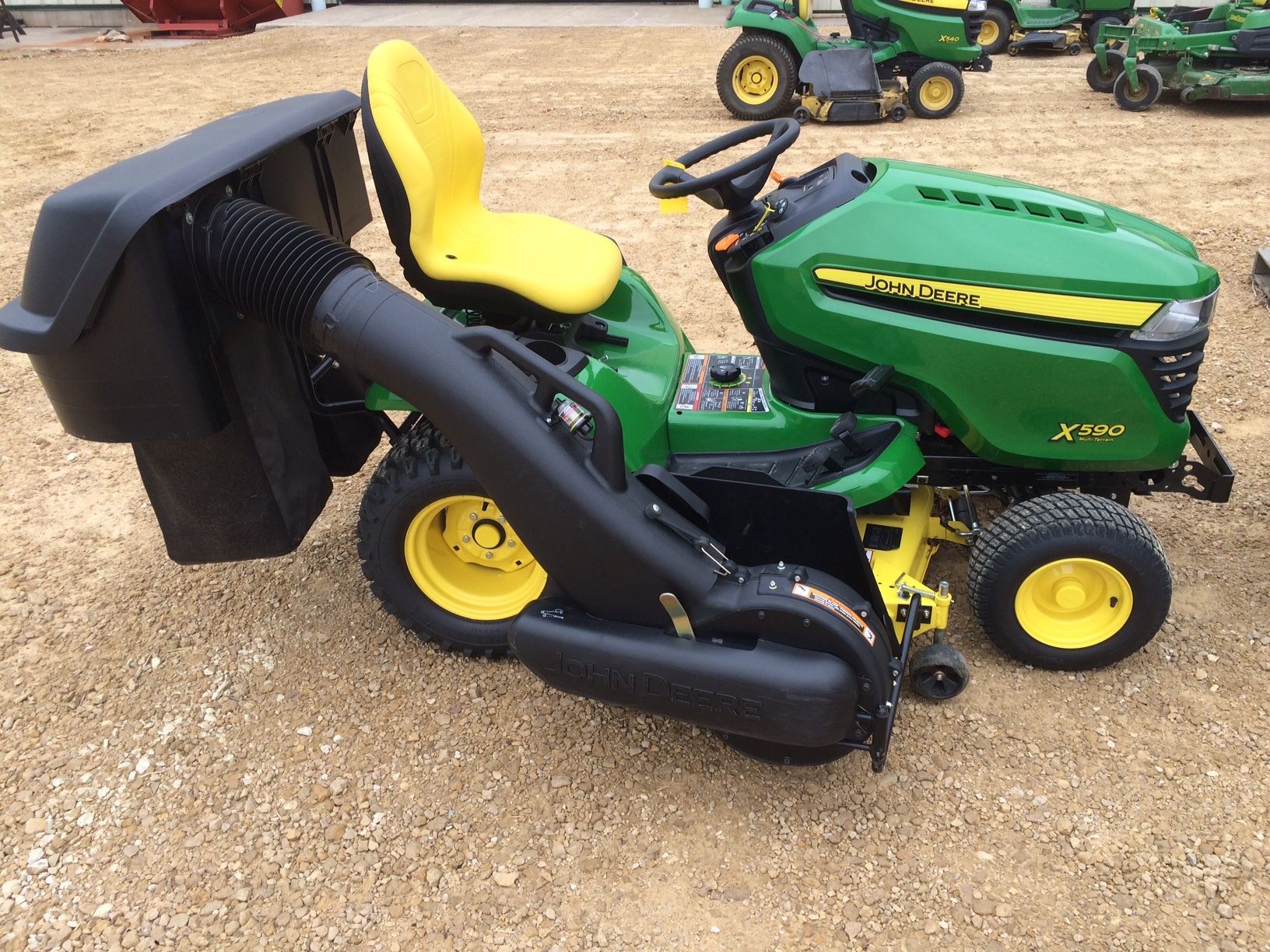 John Deere X590 Lawn & Garden Tractors for Sale | [57065]